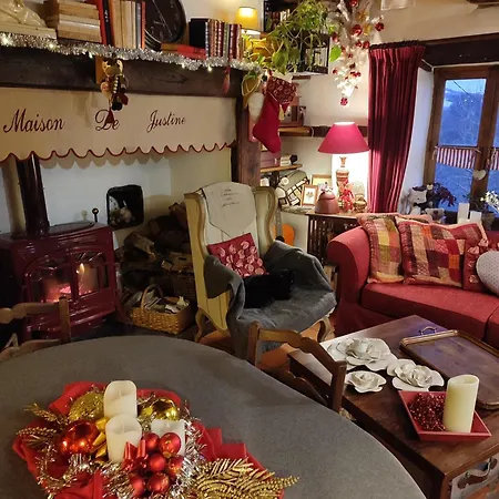 La Maison De Justine 3*